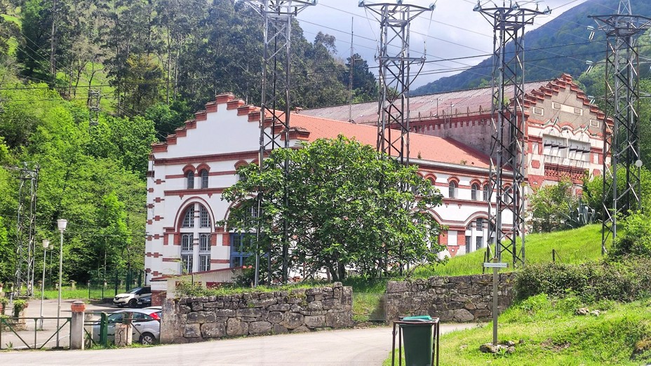 Central Electrica Barcena