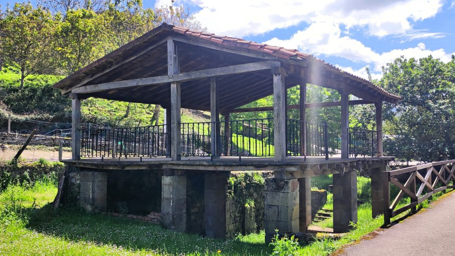 Puente Viesgo  ( Via Verde del Pas )