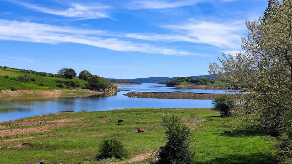 Barrio Villasuso (Pantano del Ebro )